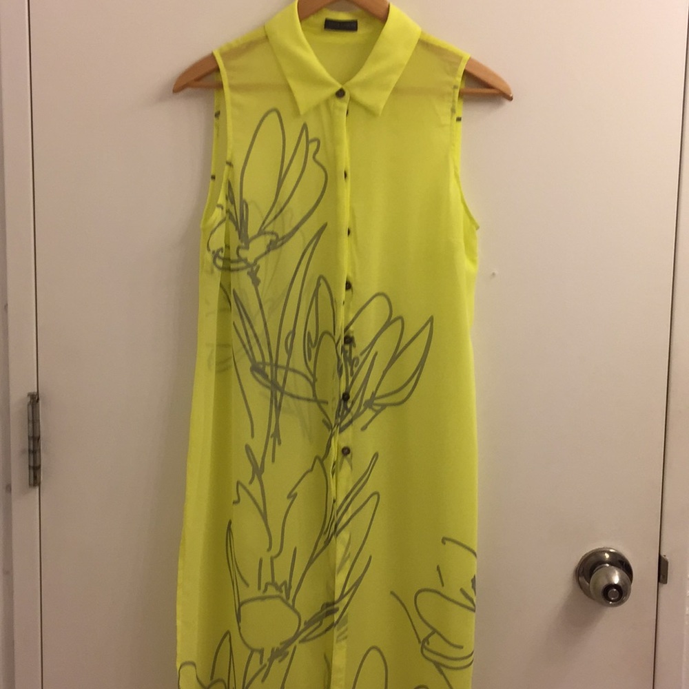 Sleeveless Yellow Floral Top